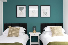 Sleeps 4 Monthly Discount WIFI Free Parking
